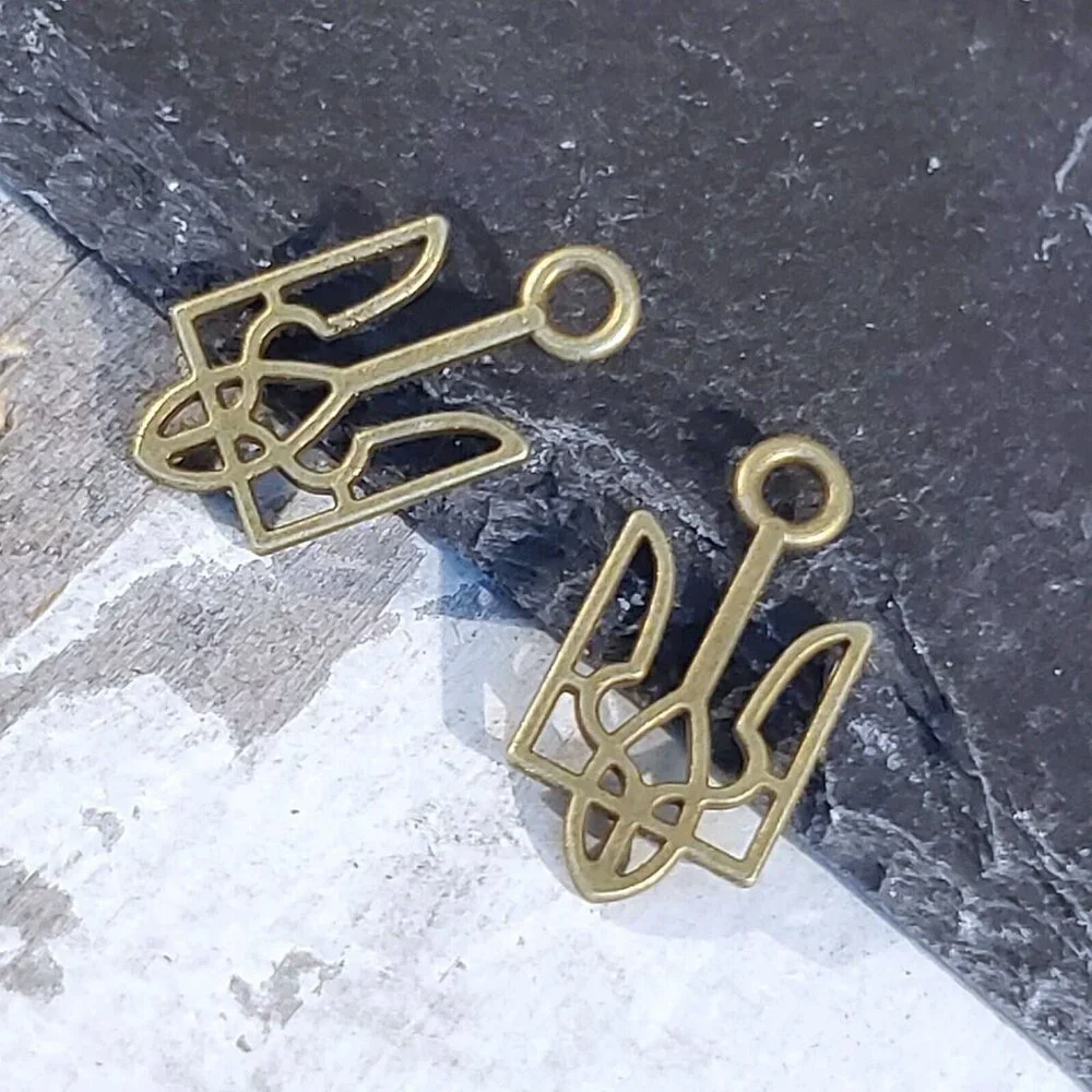 Bronze Ukraine National Emblem Ukrainian Symbol 18x9mm Charms Pendants 10 pcs